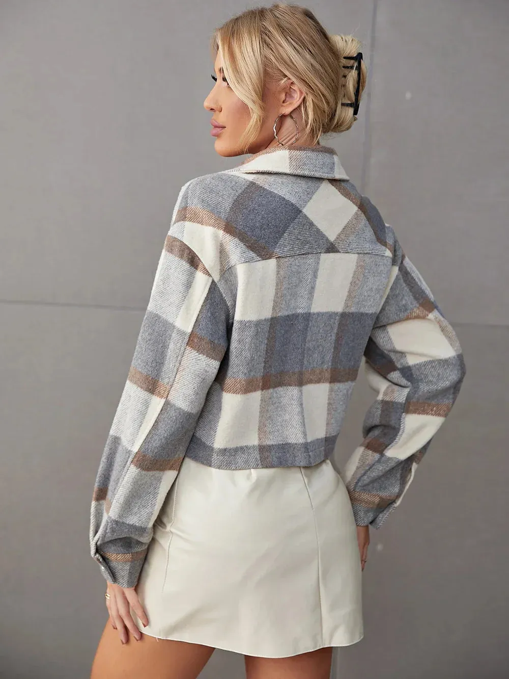 Chic Cropped Plaid Jacket