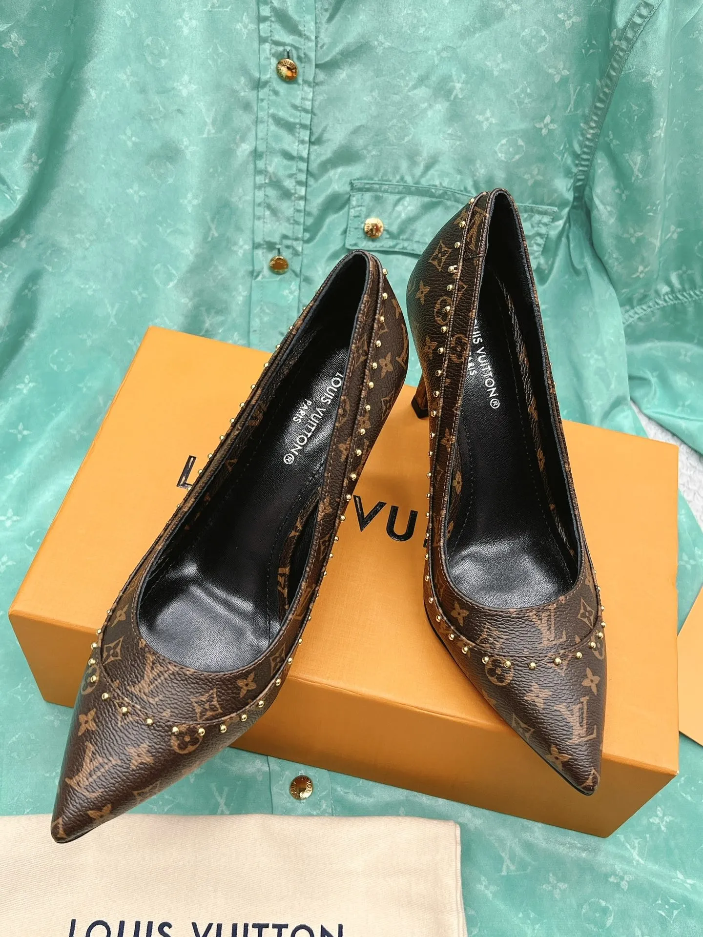 High Quality LUV High Heel Shoes 040